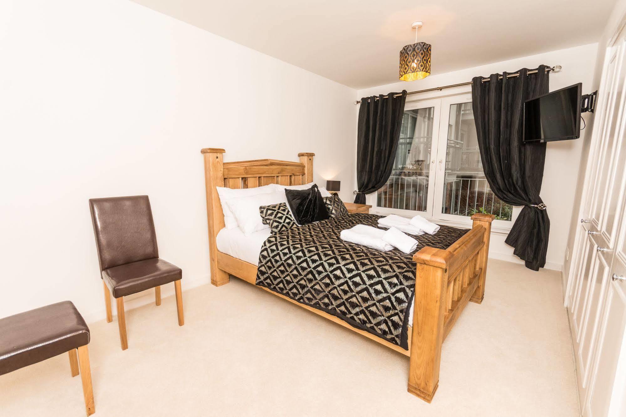 Holistic - Albion Gardens Apartment Edinburgh